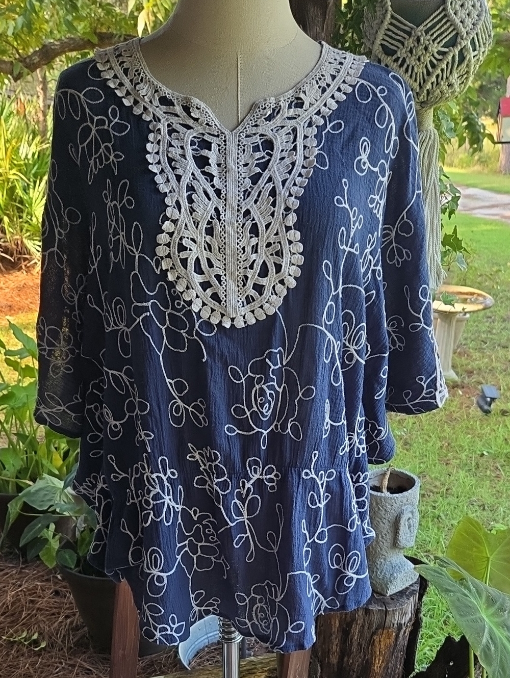 Lauren Michelle Slate Blue Batwing Sleeve Crochet Trim Top Size Medium